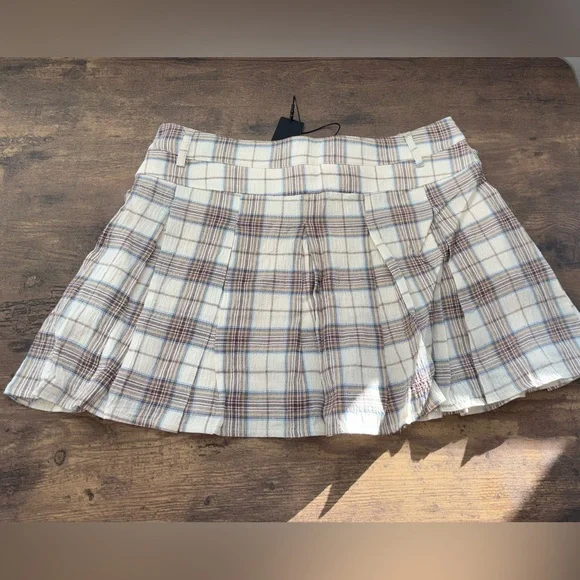 Fashion Nova Plaid Gauze Mini Skirt in Cream and Brown - Picture 6 of 10